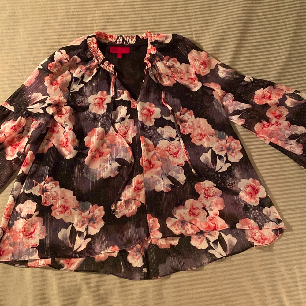 Jennifer Lopez Small.  Black Shimmer Blouse With Pink Flowers.